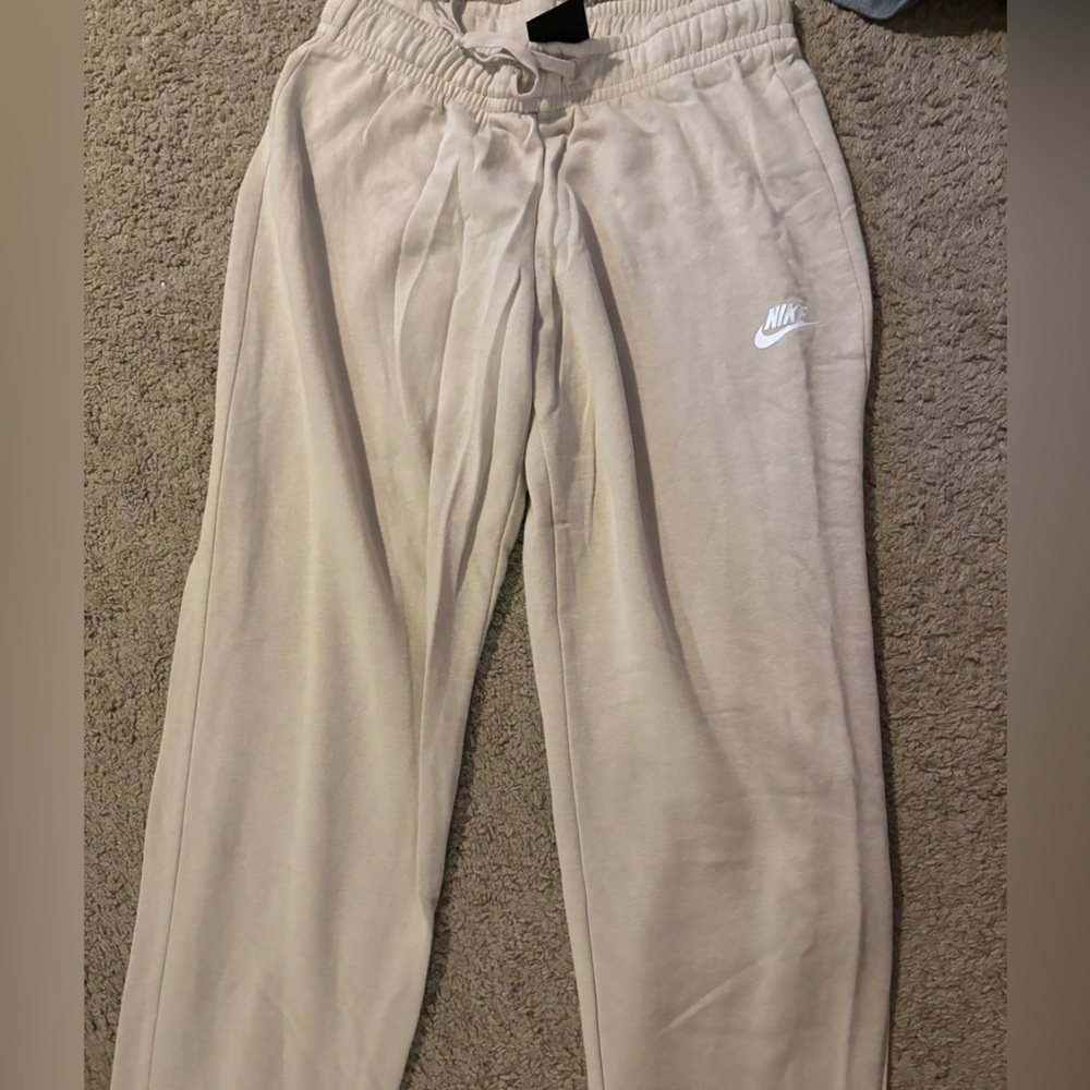 Nike Cream/Tan Sweatpants Size S